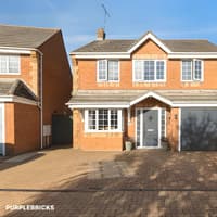 Four-bedroom detached house in Daventry for £385,000 has a new kitchen and conservatory