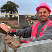 Daventry construction teams switch to pink to unite for Breast Cancer Now
