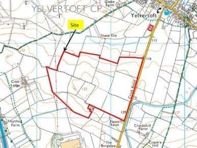 The site lies on agricultural fields between the villages of Yelvertoft and Crick.