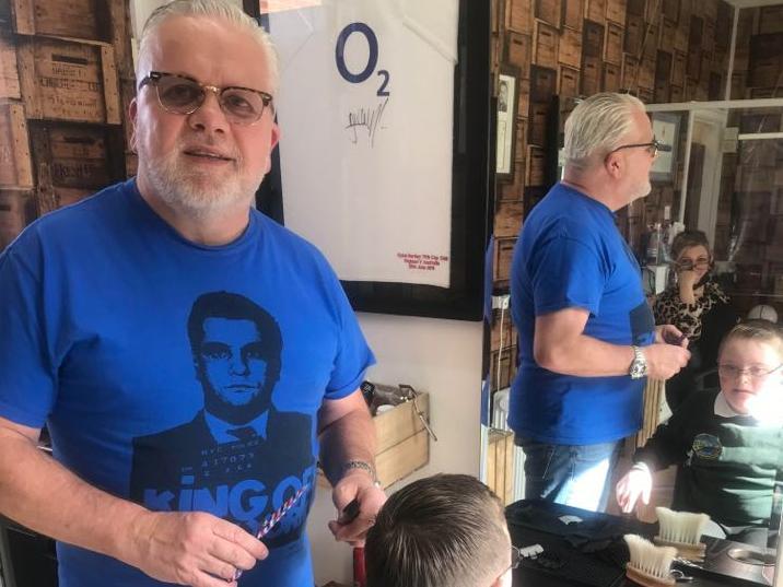 Champagne corks popping at barber's shop to celebrate 25 years serving the Daventry community - Vimarsana News