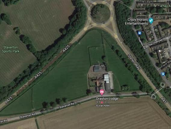 Bellway Homes wants to build 140 properties on the 4.5-hectare patch of land occupied by Drayton Lodge Farm between the A425, A45 Steffen Way and the old Staverton Road. Photo: Google