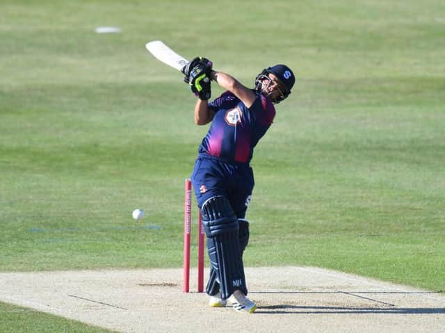 Ricardo Vasconcelos top scored for Northants with 36 from 27 balls