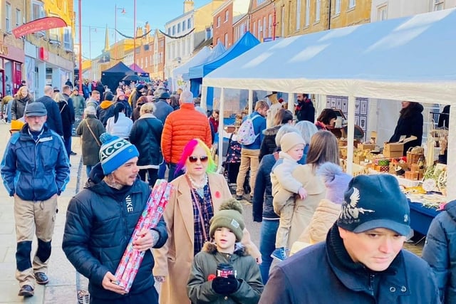 Residents enjoyed a seasonal shopping experience with independent festive stallholders selling Christmas presents and crafts and various hot food and drink vendors.
