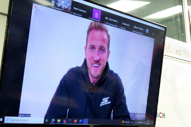Harry Kane speaks to students at Manor School 