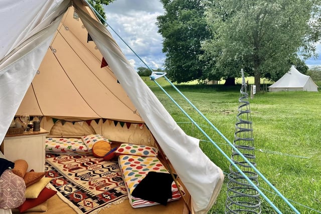 This wild camping site is based in the historic village of Fotheringhay, Northamptonshire. They are a completely off grid site, with simply a water tap and toilet available, which offers a unique opportunity to experience campfire cooking and alfresco living – as well as direct access to wild swimming in the River Nene.