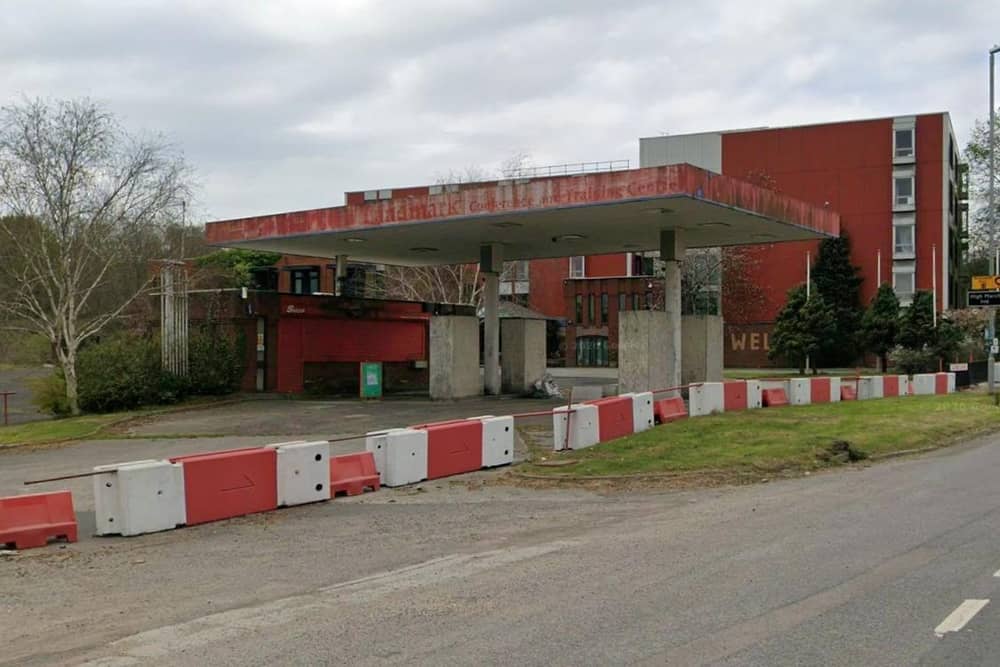 The long-empty Landmark Hotekl in Daventry and the disused petrol station next door could be demolished and turned into a storage and distribution warehouse with office space, parking and a lorry yard on the London Road site.