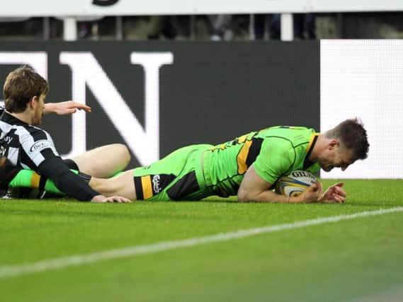 Rob Horne scored Saints' second try (pictures: Sharon Lucey)