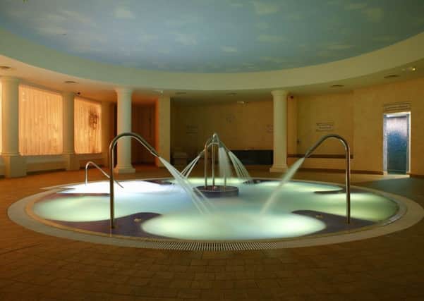 Hydroptherapy pool